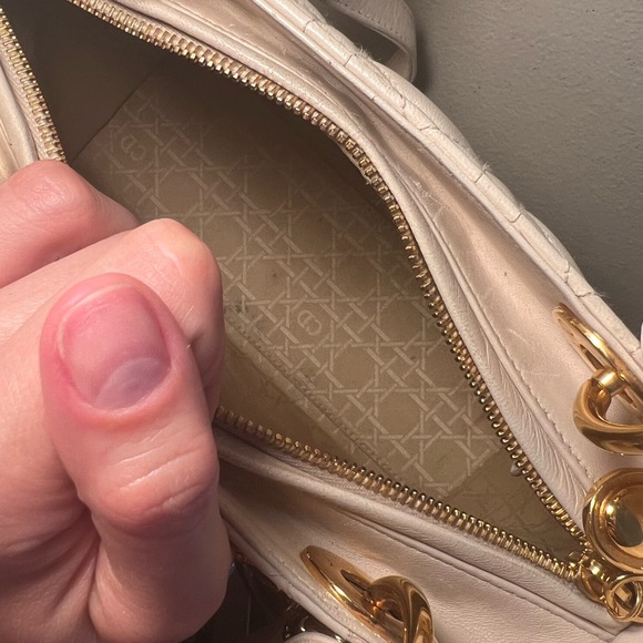 Lady Dior bag - Picture 10 of 13
